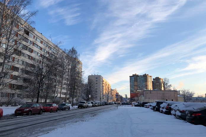 Водителей Петербурга просят отказаться от поездок на машине 6-7 декабря