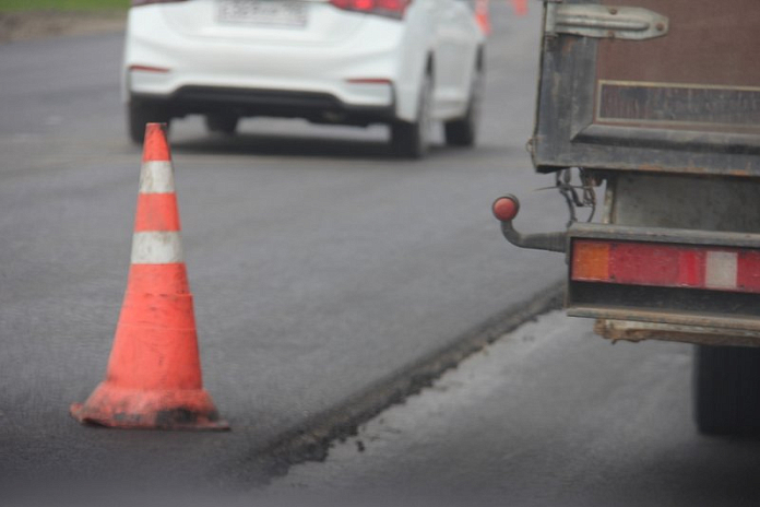 За срыв сроков ремонта дорог в Мосальске Калужской области подрядчиков привлекли к ответственности